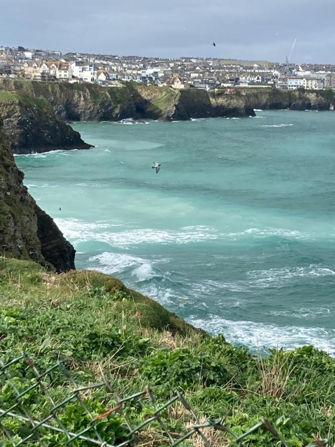 Beautiful 3 Bedroom Apartment By The Sea Newquay  Exterior photo